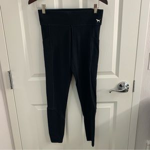 Victoria Secret PINK Yoga pant. Womens small. Black.